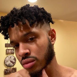 Meet your Posher, Warren